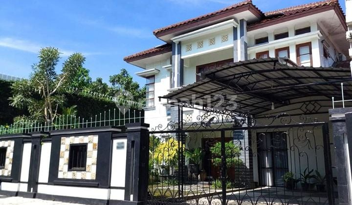 Selling Luxurious Cool and Scenic Homestay in Lempongsari Palagan Jogja. Best For You.