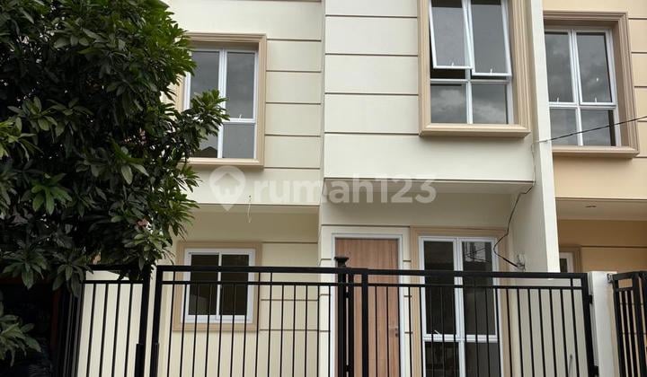 Rumah Minimalis Modern Siap Huni di Sektor 7A Gading Serpong