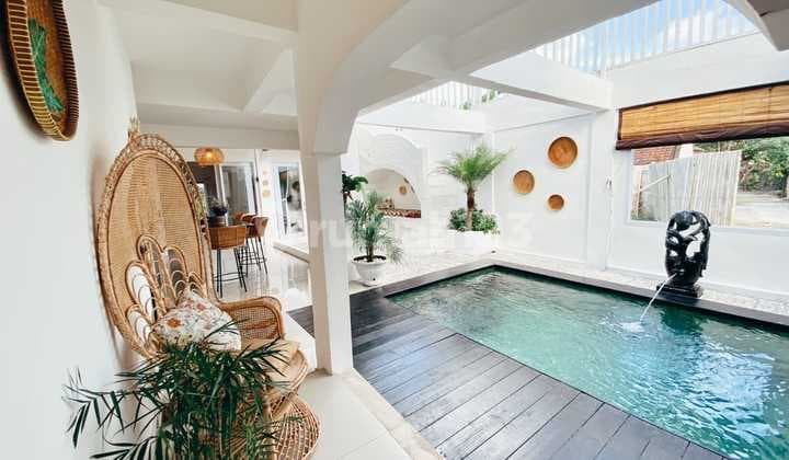 Jual 4 Bedroom Villa di Seminyak_amk