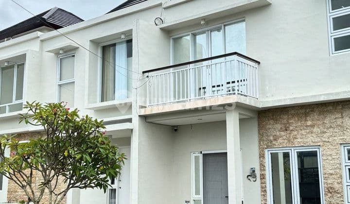 For Rent house in greenlot residence