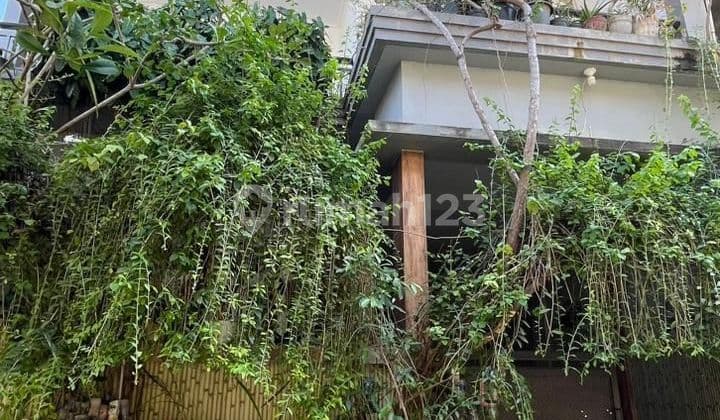 Rumah berlokasi sangat staretegis panjer