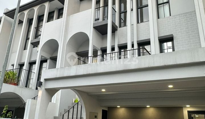 Murah Rumah di Sewa di BSD City Cluster Aether