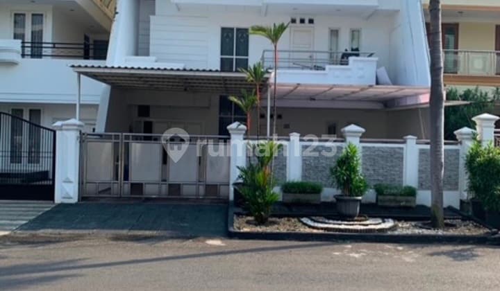 Dijual Rumah Permata Buana Lt.230m