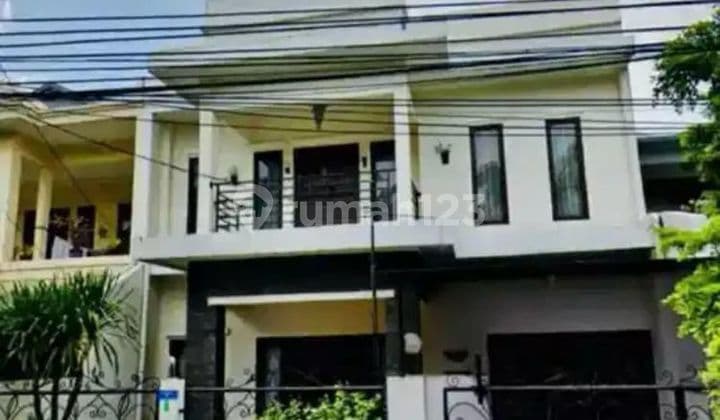 Rumah Siap Huni di Perumahan Asri Bintaro Jaya Sektor 3 - Dekat ke Jaksel