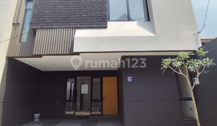 House for Sale in Rempoa Ciputat Timur Near MRT Lebak Bulus