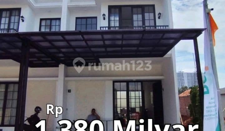 House for Sale in East Ciputat, Merpati Area, Kampung Sawah.