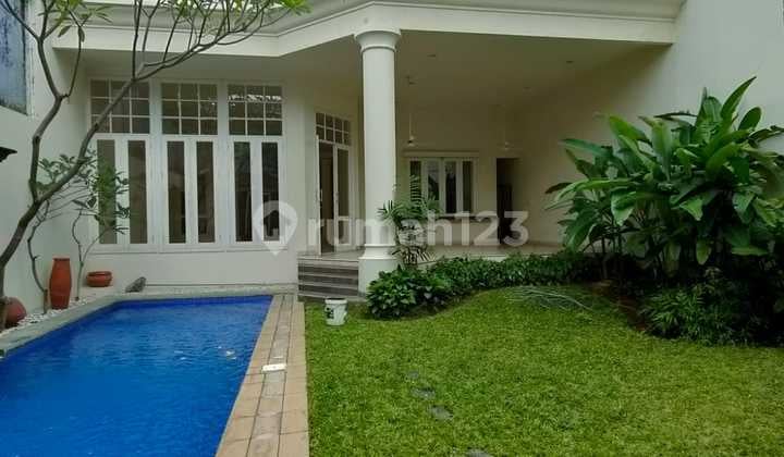 Jual Rumah di Kawasan Ekslusif Siap Huni Elit Daerah Kemang
