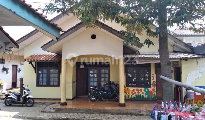 Fast Sale, Urgent, House in Jagakarsa, Jagakarsa, South Jakarta. Below Market Price
