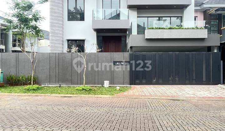 Rapih dan Bagus Bangunan Mandiri di Delatinos 3 Lantai