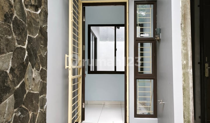 Bagus dan Siap Huni Rumah 2 LT di Avani BSD