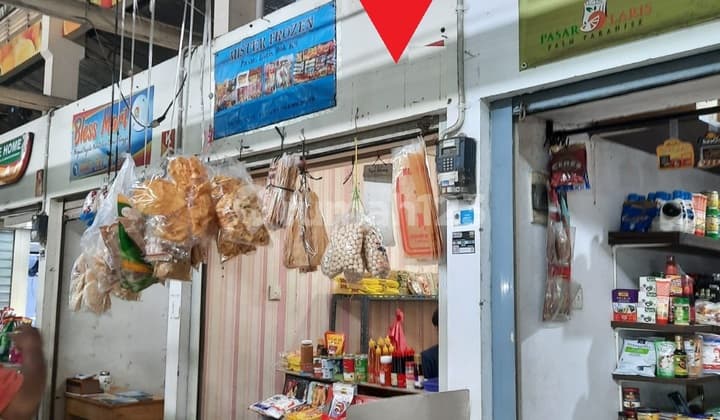 Kios Siap Pakai, Strategis Dan Ramai di Pasar Laris. 12 0005 Joe