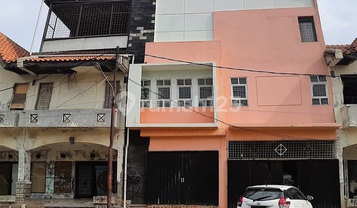 Ruko Gandeng Siap Pakai di Marina Dadap, Kode 0027 Chrhen