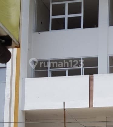 Ruko Baru Siap Pakai Lokasi di Daerah Tebet, Kode 0039 Linsus