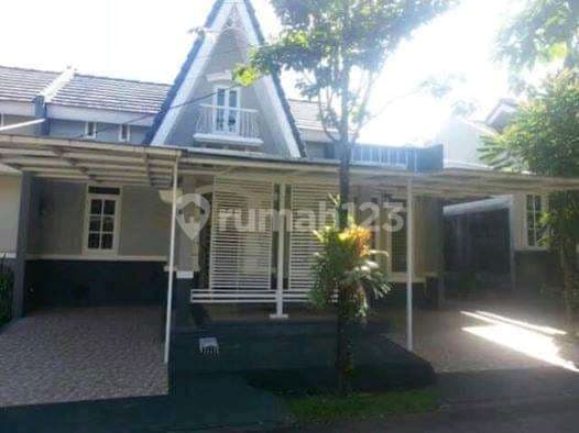 Di Jual Rumah Bagus Dan Siap Huni,semi Furnish,view Gunung