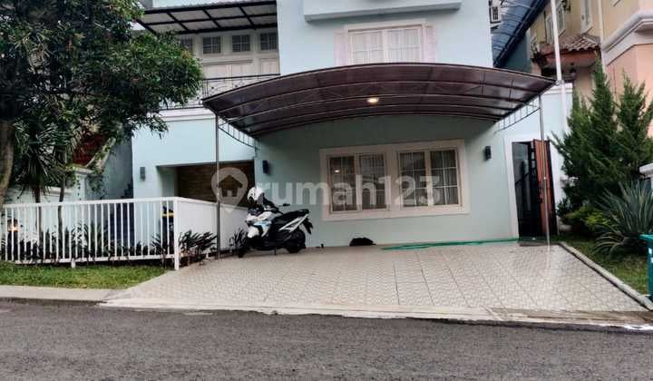 Rumah 3 Lantai Furnish