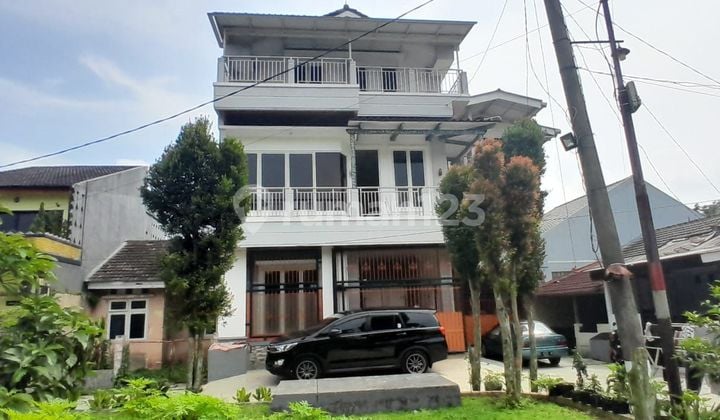 Villa Mutiara Cigombong