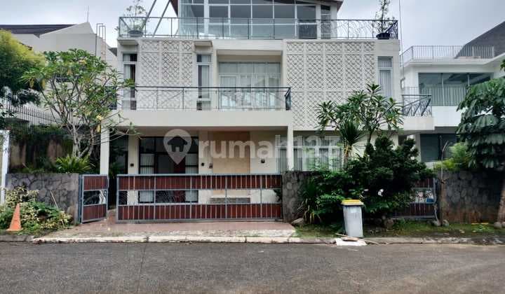 Rumah Santorini Sentul View Gunung