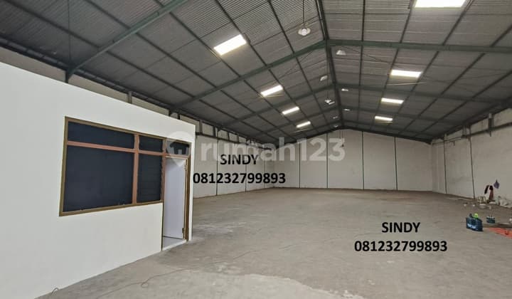 Sewa Gudang Margomulyo Luas 800 M Halaman Luas Ada Kantor