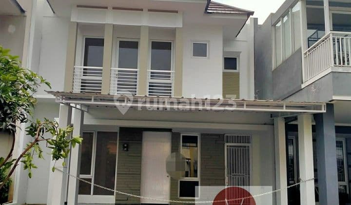Rumah 2 Lantai Siap Huni di Kota Wisata Cibubur.