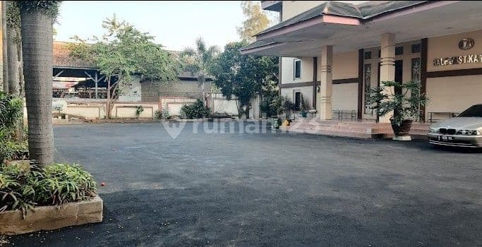 Multi-Purpose Building for Sale in Ciwastra, Buah Batu, Bandung.