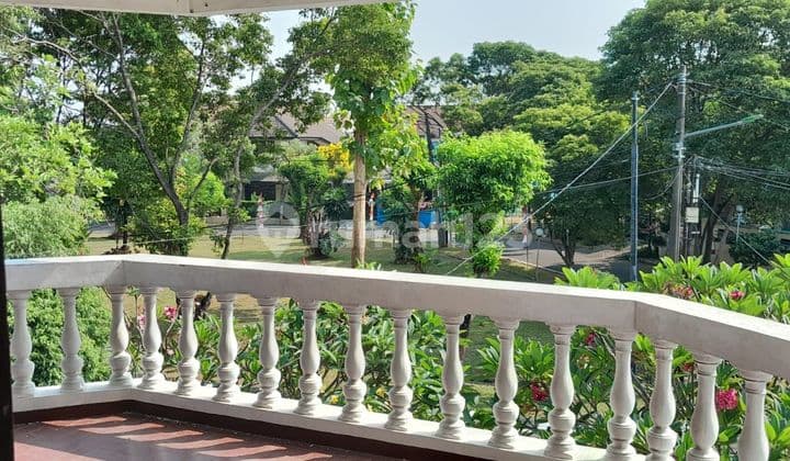 Rumah 2 Lantai Luas Asri Semi-Furnished Bukit Permai Cibubur- SHM