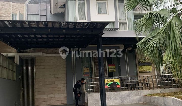 Dijual Rumah Mewah Full Furnished di CitraGrand Cibubur - SHM