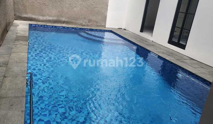 Dijual Rumah Pondok Indah