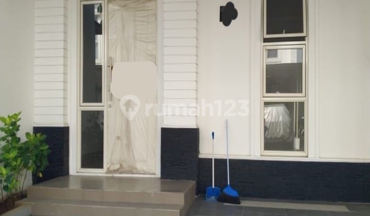 Rumah Rapih Grand Wisata Bekasi Siap Huni