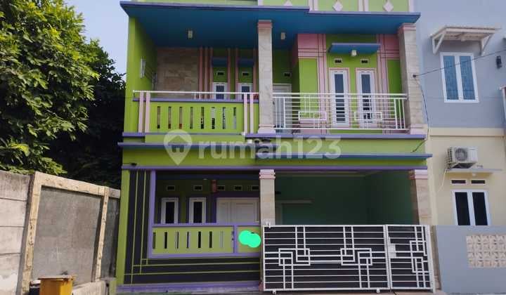 Dijual Rumah Bambu Apus