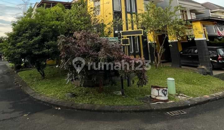 Rumah Hook Cantik Semi Furnished, Legenda Wisata Cibubur - SHM