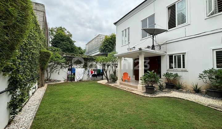 Rumah Mewah Luas Strategis, Kemang Pratama Regensi Bekasi – SHM