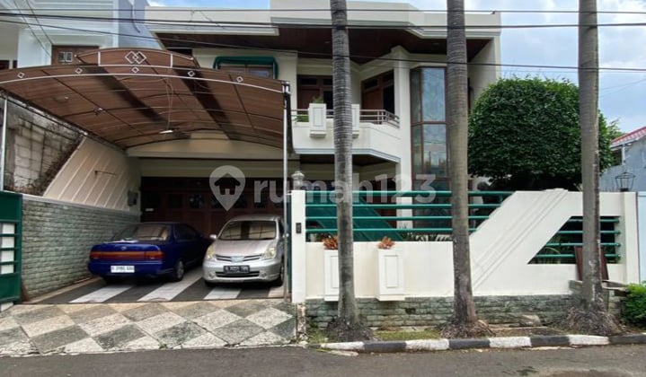 Rumah Besar Komplek Villa Cibubur Indah Jakarta Timur