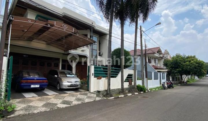 Rumah 2 Lantai Eksklusif Komplek Villa Cibubur Indah Jaktim - SHM