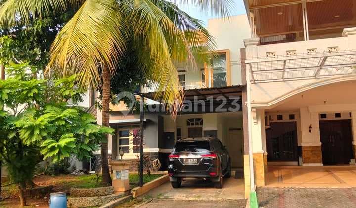 Rumah 2 LT Semi-Furnished Plus Gym Room Kota Wisata Cibubur - SHM