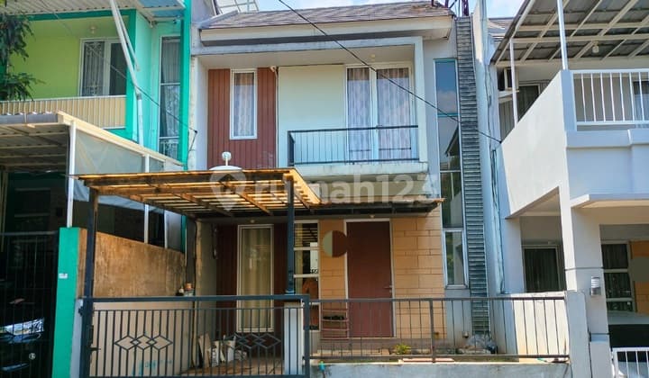 Rumah 2 Lantai Semi-Furnished Siap Huni, Bukit Golf Cibubur - HGB