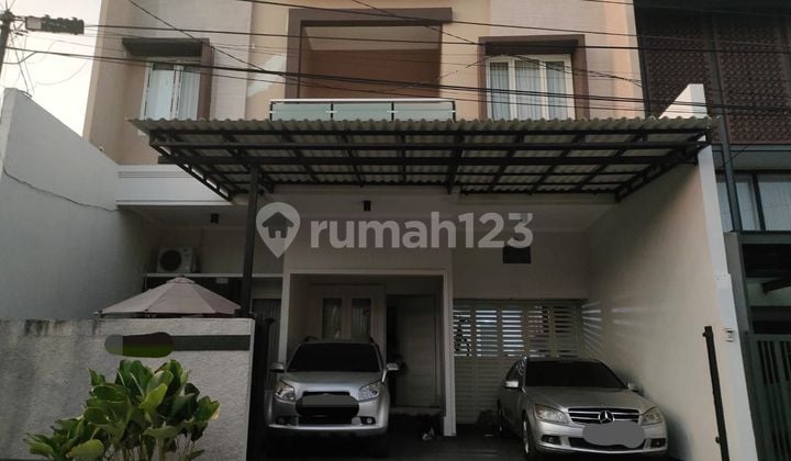 Dijual Rumah Modern Mewah Di Rungkut Dijual Rumah Modern Mewah Di Rungkut