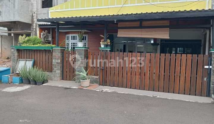 Di Jual Cepat, Rumah Bagus, Siap Huni, Bebas Banjir, bisa KPR