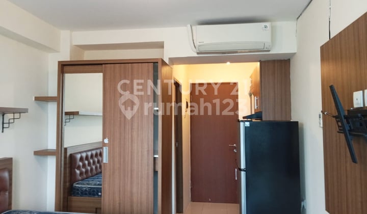 Tifolia Apartment Studio Type Furnished Floor 12A View Racecourse