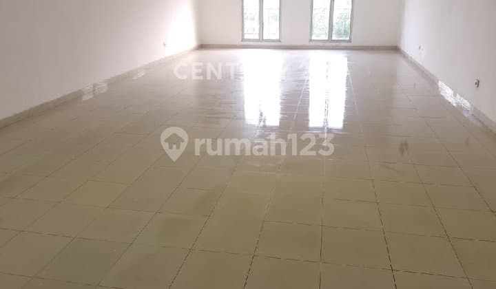 Business Ruko Greenlake Sunter 4 Floors. Strategic Location in Sunter, North Jakarta.