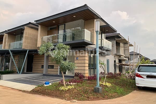 Di Jual Rumah Hook Siap Huni Di Golden Stone Serpong *0009-joe