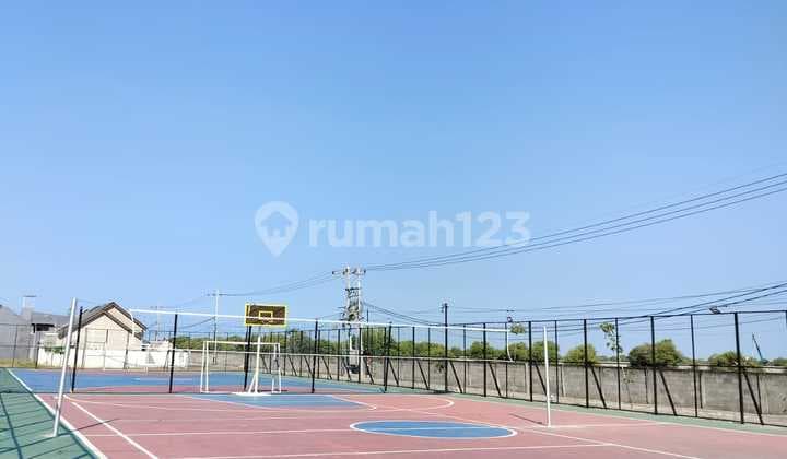 For Sale House With Basketball Court Facility In Sidoarjo