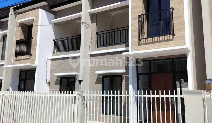 Dijual Rumah 10 Menit Ke Universitas Airlangga