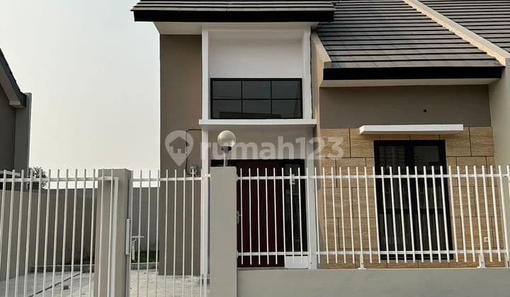 Dijual Rumah 2 Lantai Siap Huni Di Alana Tambak Oso Waru Sidoarjo