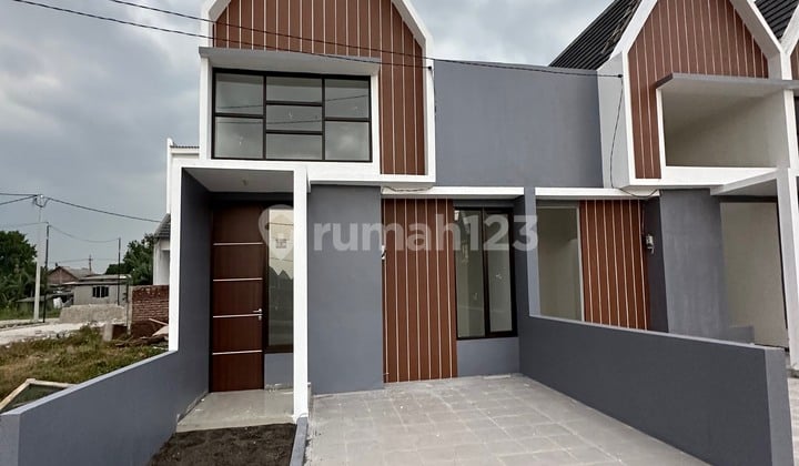 Scandinavian Style Ready-to-Occupy House in Sidoarjo City