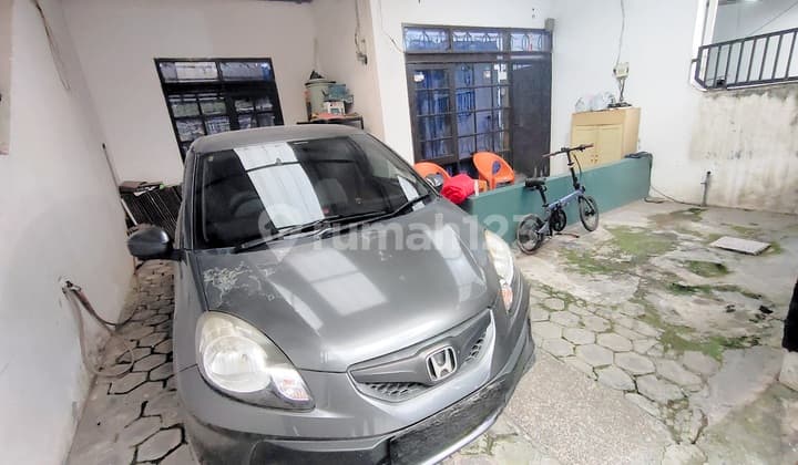 Rumah Tinggal 1 Lantai Di Taman Holis Indah I