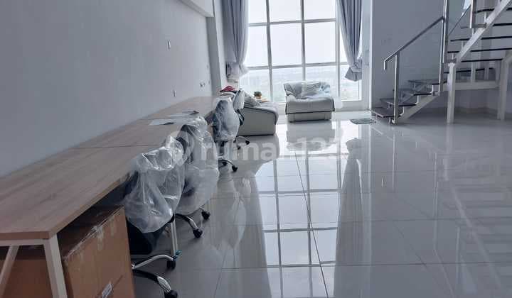 Disewakan Soho Roseville BSD City. Bangunan Luas 2 Lantai. Strategis dan Nyaman.