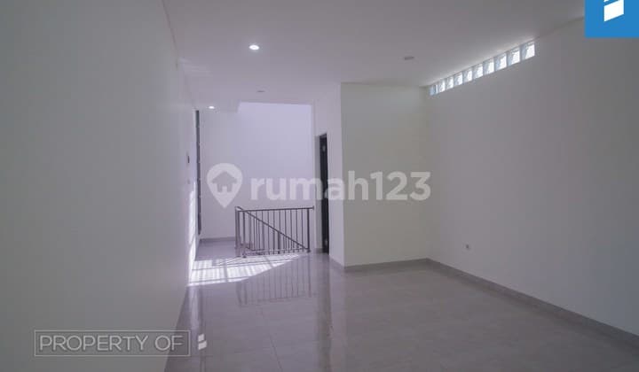 New Shop House, Cheap, Luxury 3.5 Floors!