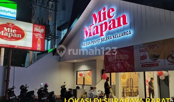 Tempat Usaha Dijual Lokasi strategis untuk usaha makan di Darmo Permai