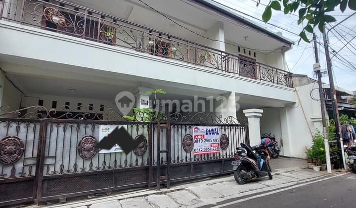 DIJUAL RUMAH BAGUS SIAP HUNI KP AMBON JAKARTA TIMUR