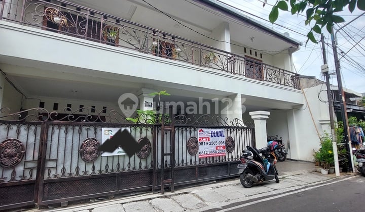 DIJUAL RUMAH BAGUS SIAP HUNI KP AMBON JAKARTA TIMUR